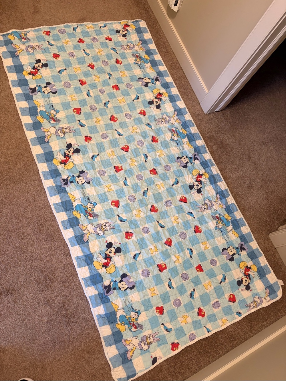 💚 DISNEY - Baby Quilt - Picture 2 of 6